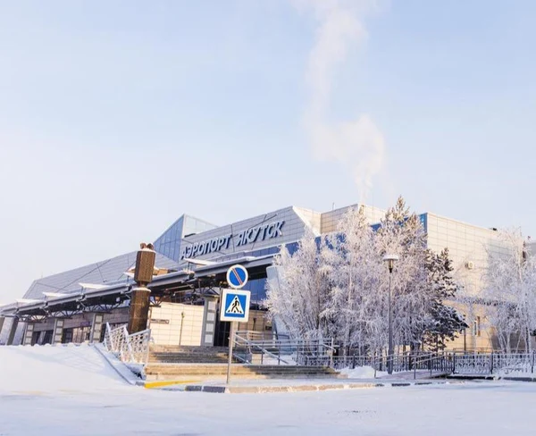 1 день: Погружение в историю ледяной столицы